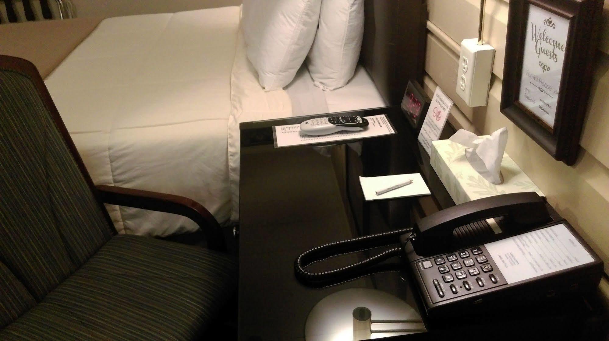 Amherst Inn - Virginia ภายนอก รูปภาพ